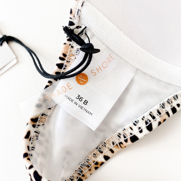 Shade & Shore Animal Print Twist Front Underwire Bikini Top - Picture 6 of 7